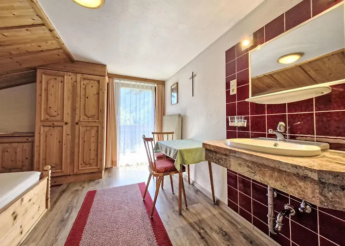 Wiesenhof-1 By Interhome Lejlighed